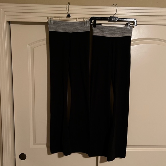 Aero Live, Love and Dream Yoga Pants. Size small.